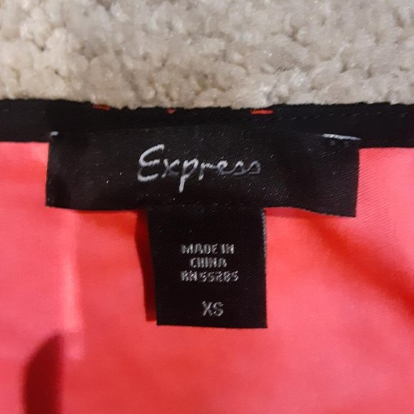 Express top Lace overlay Coral/black tight stretch top - Picture 7 of 11